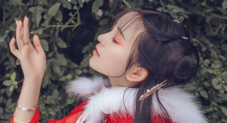 Phá móng bê tông tại Bến Cát, Bình Dương